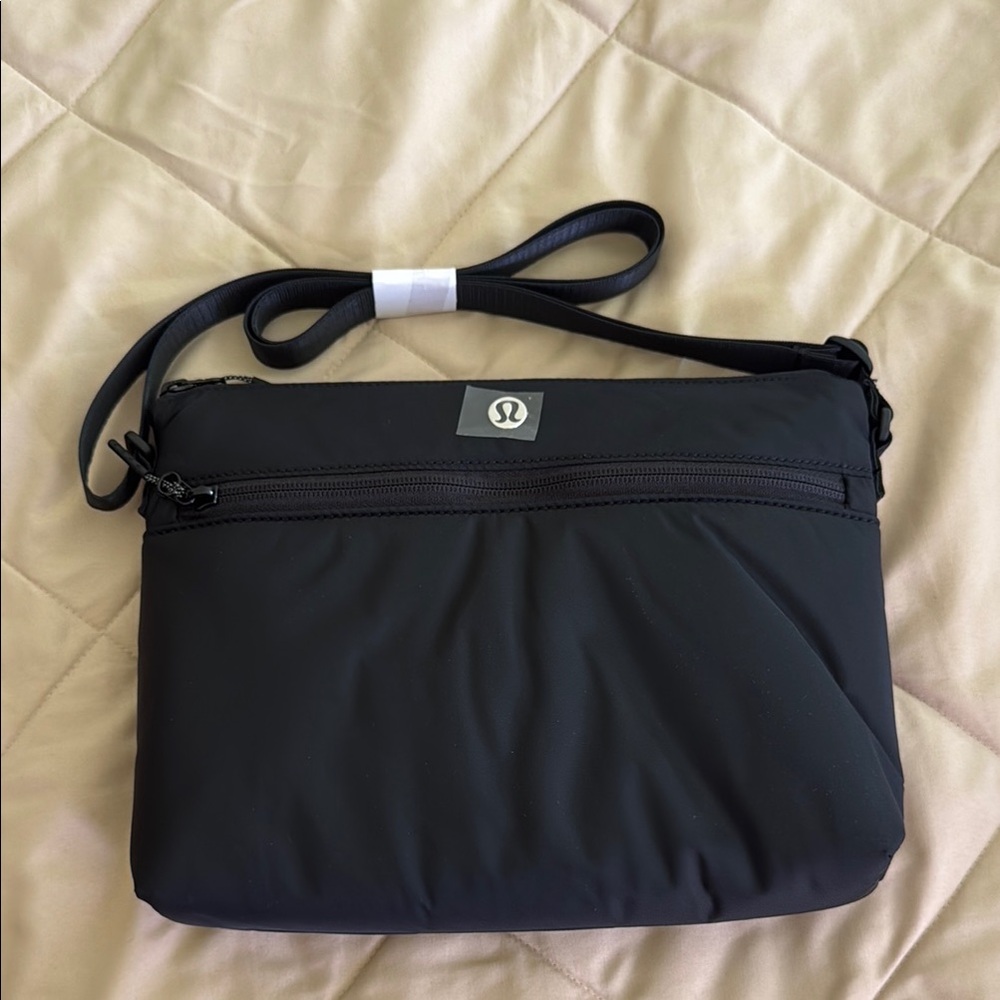 Lululemon Crossbody Bag Brand New Black and Beige